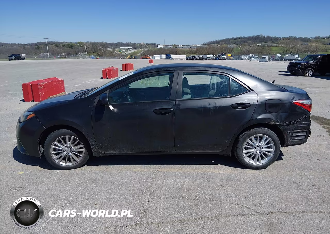 2015 Toyota Corolla Le Plus VIN:5YFBURHE4FP350652 - 14