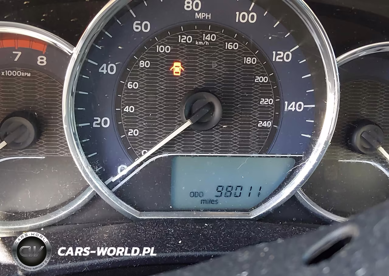 2015 Toyota Corolla Le Plus VIN:5YFBURHE4FP350652 - 15