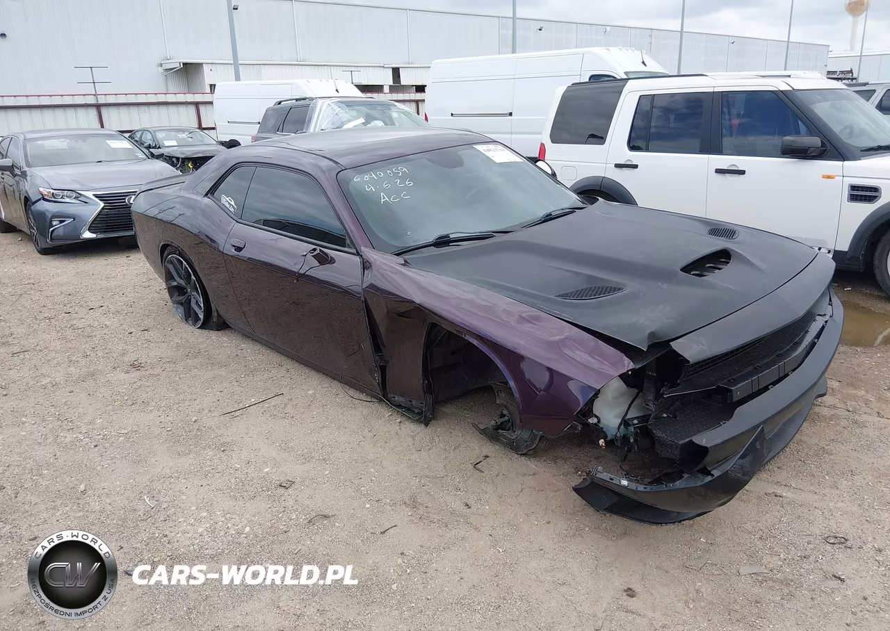 2021 Dodge Challenger Sxt