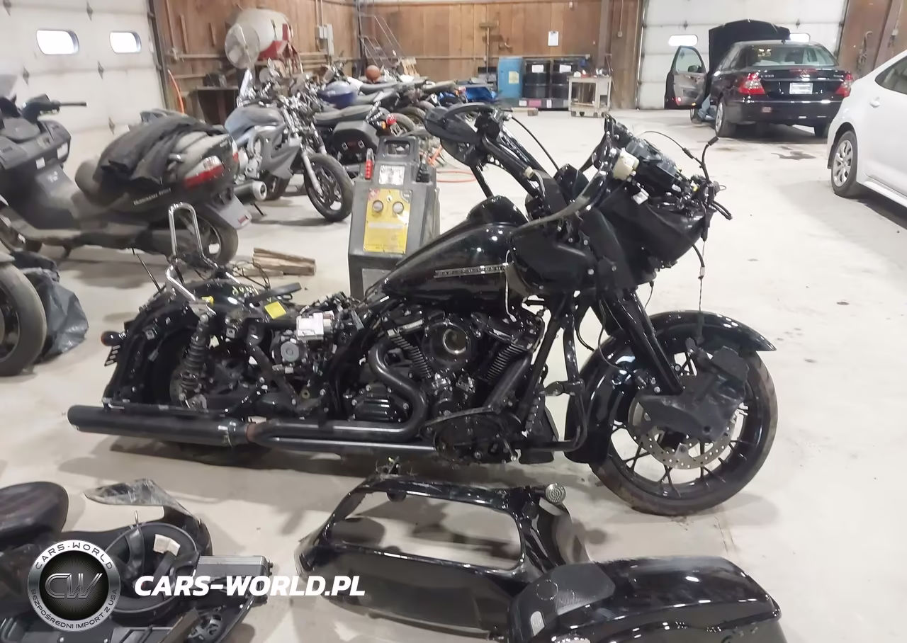 2020 Harley-Davidson Fltrxs VIN:1HD1KTP12LB644220 - 12