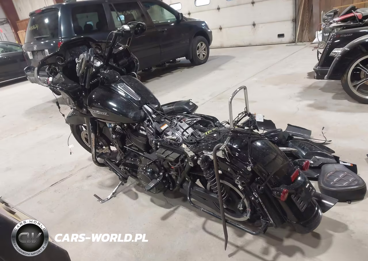 2020 Harley-Davidson Fltrxs VIN:1HD1KTP12LB644220 - 3