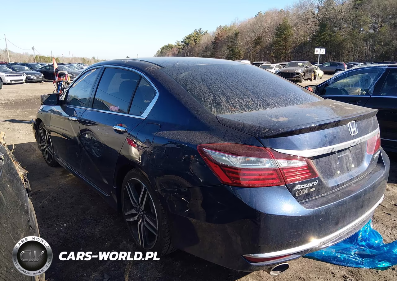 2017 Honda Accord Sport VIN:1HGCR2F58HA268240 - 3
