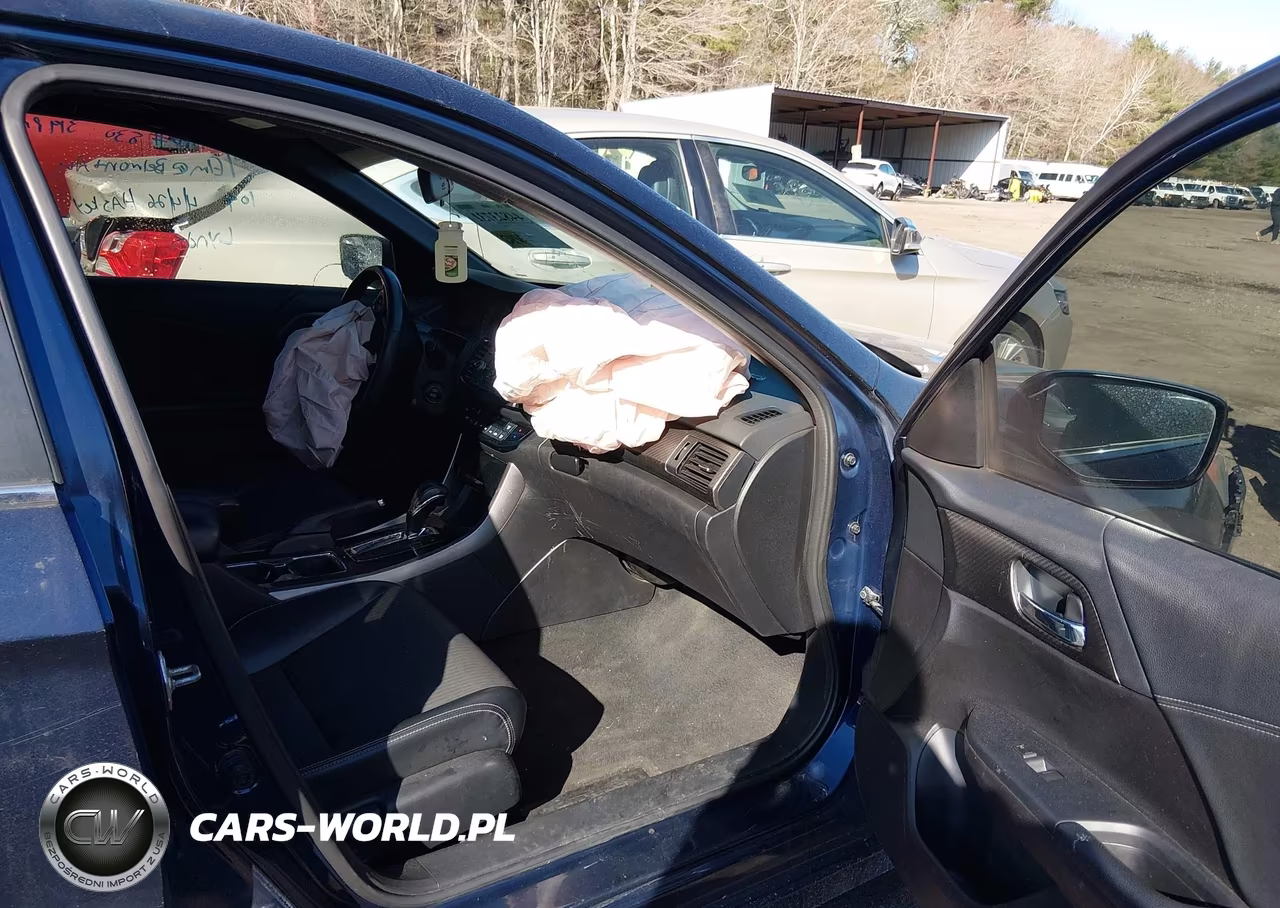 2017 Honda Accord Sport VIN:1HGCR2F58HA268240 - 5