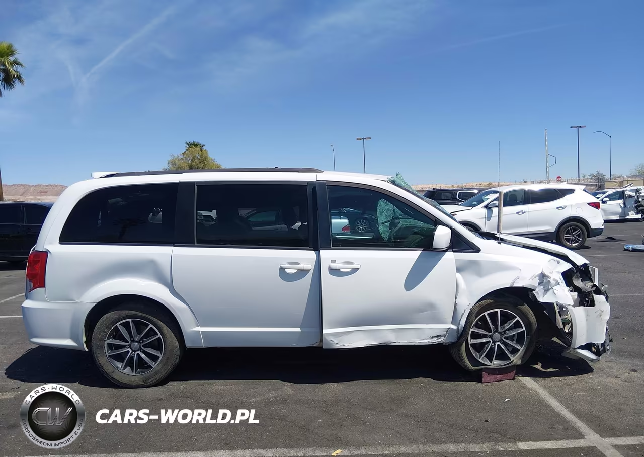 2019 Dodge Grand Caravan Gt VIN:2C4RDGEG1KR564985 - 13