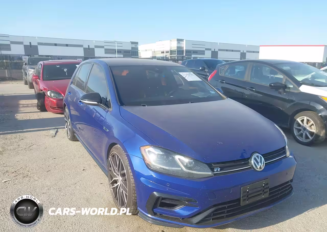 2018 Volkswagen Golf R 2.0T W-Dcc Navigation