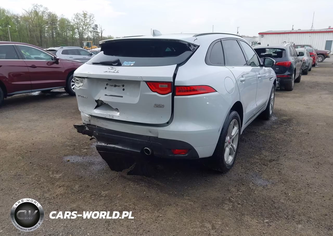 2017 Jaguar F-Pace 35T R-Sport VIN:SADCL2BV0HA489941 - 4