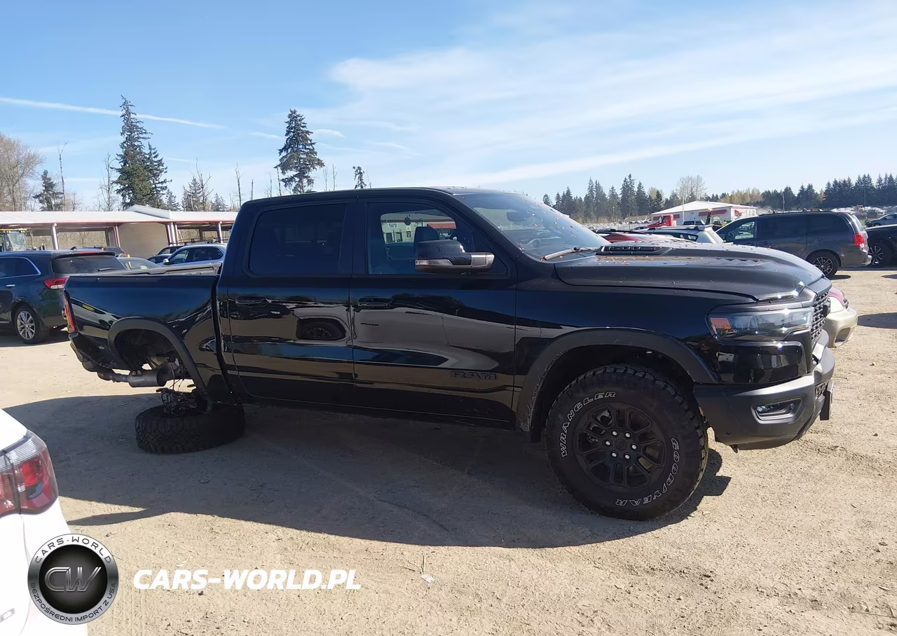 2025 Ram 1500 Rebel 4X4 5'7 Box VIN:1C6SRFLP1SN746545 - 14
