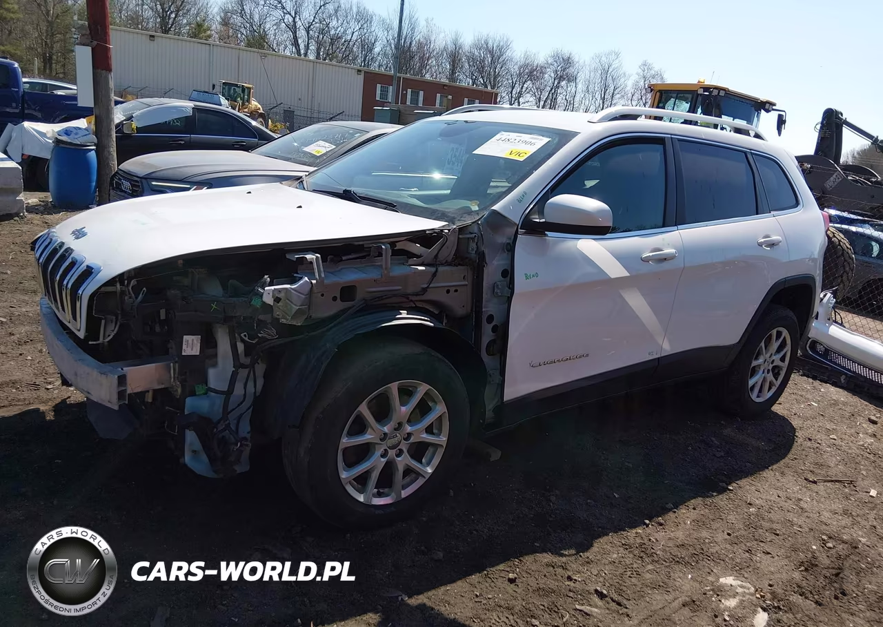 2016 Jeep Cherokee Latitude VIN:1C4PJMCBXGW359718 - 15