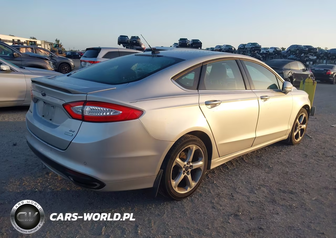 2015 Ford Fusion Se VIN:3FA6P0H96FR289084 - 4