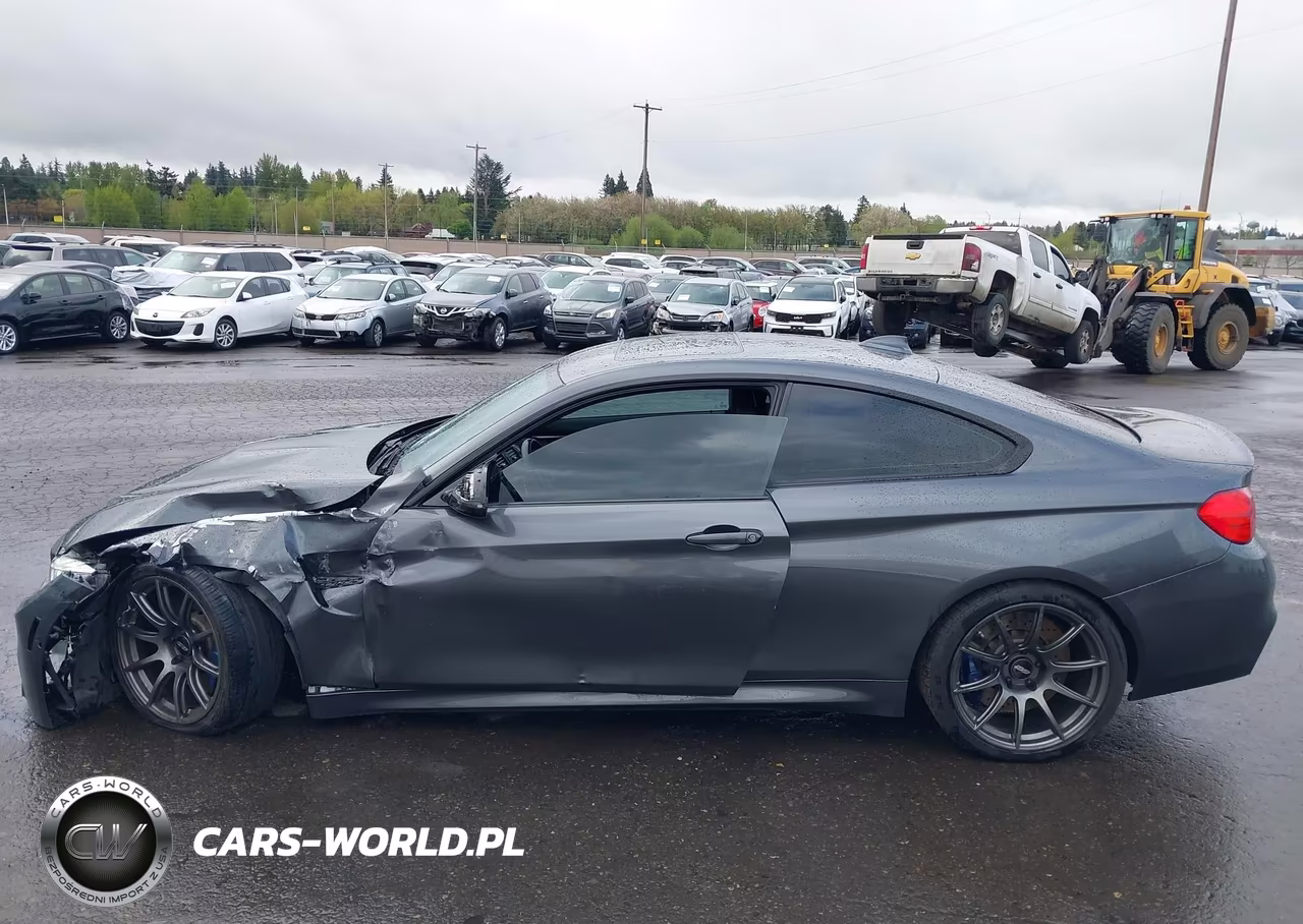 2015 BMW M4 VIN:WBS3R9C52FK331926 - 14