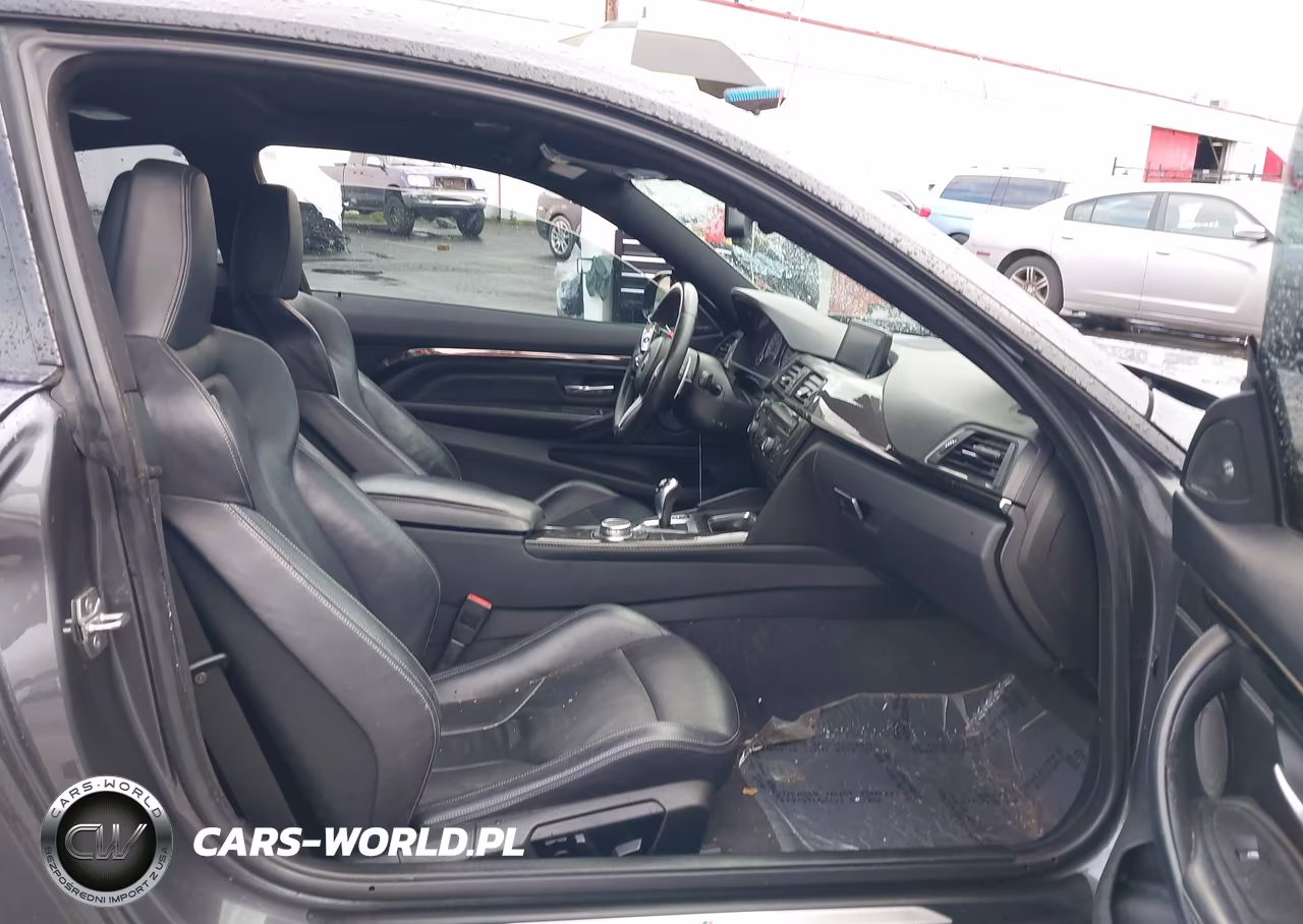 2015 BMW M4 VIN:WBS3R9C52FK331926 - 5