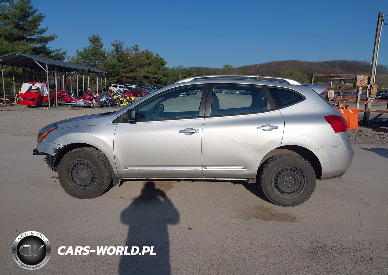 2015 Nissan Rogue Select S VIN:JN8AS5MV4FW769824 - 15
