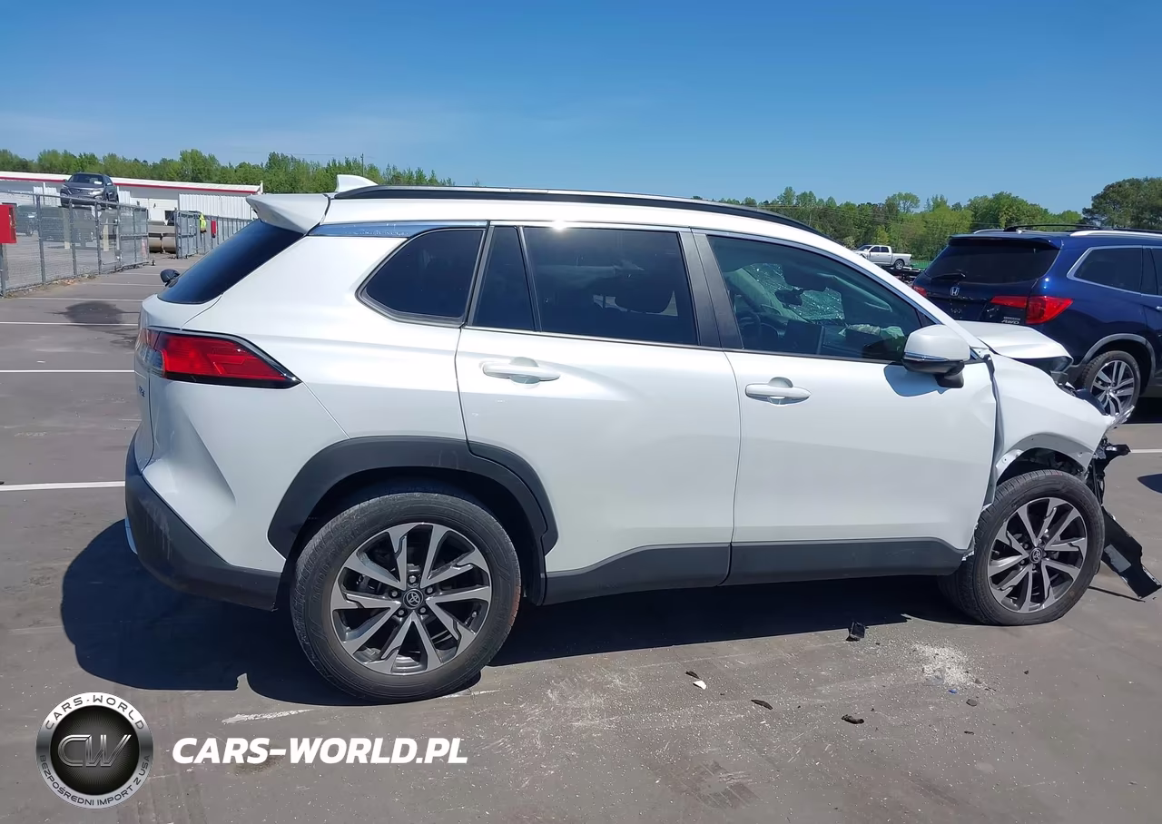2023 Toyota Corolla Cross Xle VIN:7MUDAAAG6PV055100 - 13
