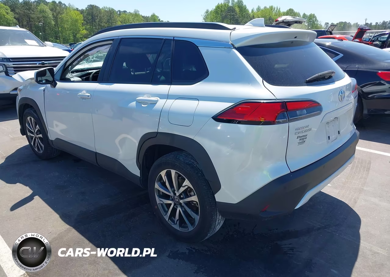 2023 Toyota Corolla Cross Xle VIN:7MUDAAAG6PV055100 - 3