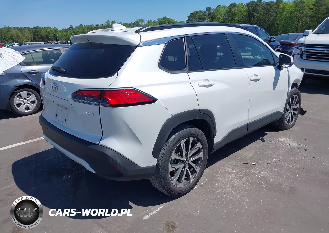 2023 Toyota Corolla Cross Xle VIN:7MUDAAAG6PV055100 - 4