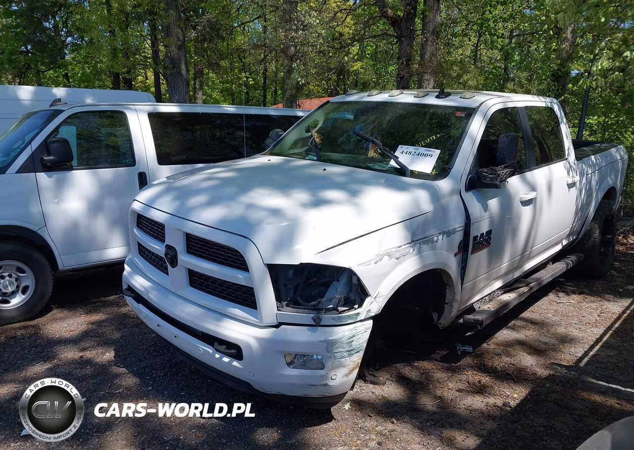 2017 Ram 2500 Laramie 4X4 6'4 Box VIN:3C6UR5FL6HG586384 - 2