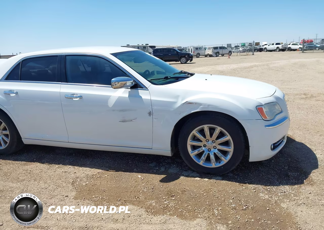 2012 Chrysler 300 Limited VIN:2C3CCACG1CH263346 - 13