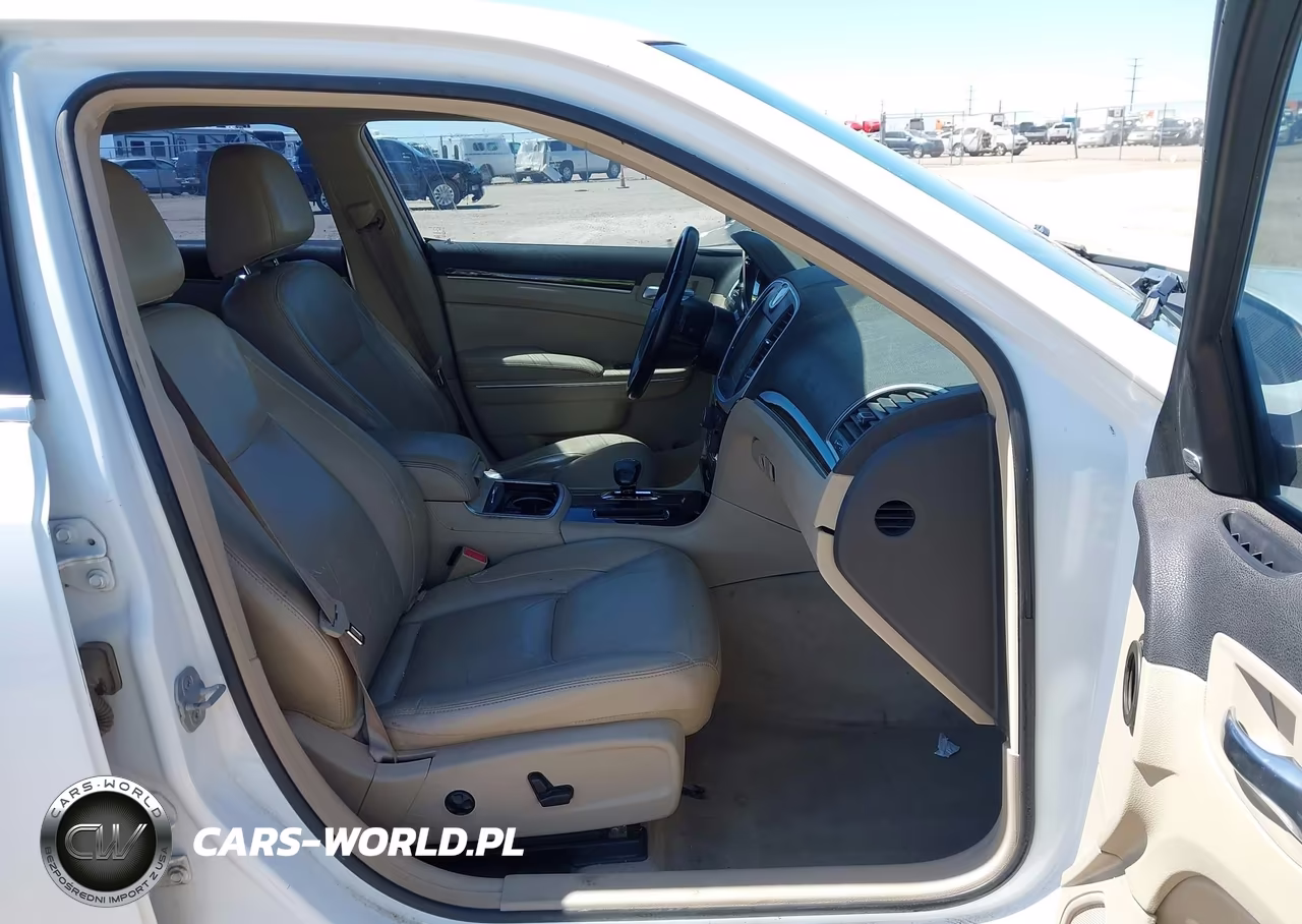 2012 Chrysler 300 Limited VIN:2C3CCACG1CH263346 - 5