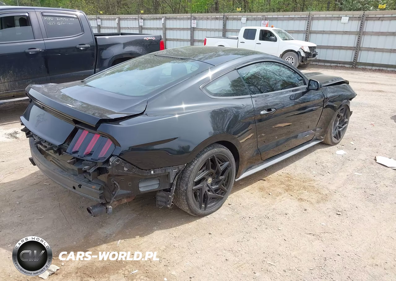 2017 Ford Mustang V6 VIN:1FA6P8AMXH5301420 - 4