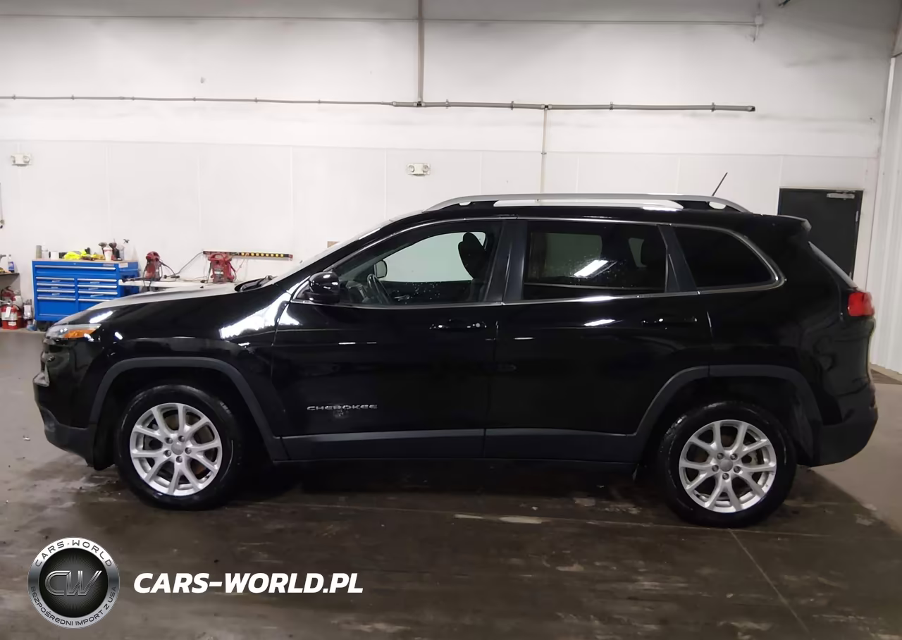 2018 Jeep Cherokee Latitude Fwd VIN:1C4PJLCBXJD536961 - 15