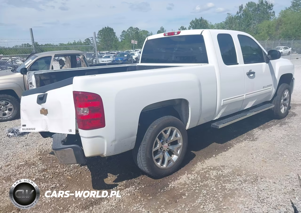 2012 Chevrolet Silverado 1500 Ls VIN:1GCRCREA9CZ306621 - 4