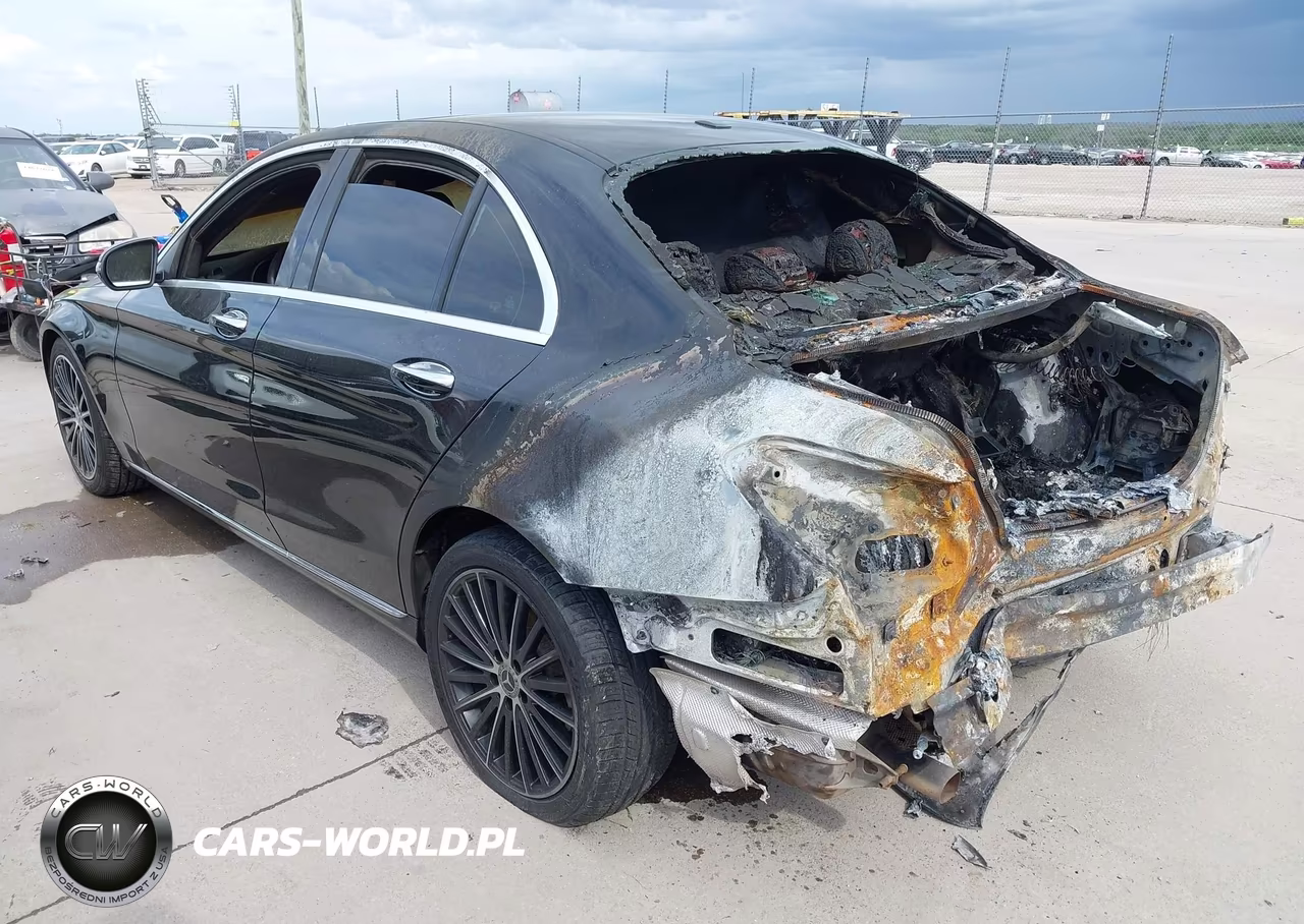 2021 Mercedes-Benz C 300 Sedan VIN:W1KWF8DB3MR644814 - 3
