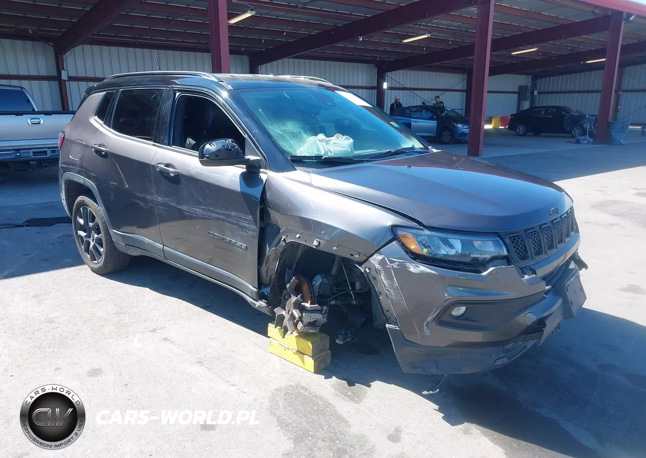 2023 Jeep Compass Altitude 4X4 – zdjęcie 1 z 17