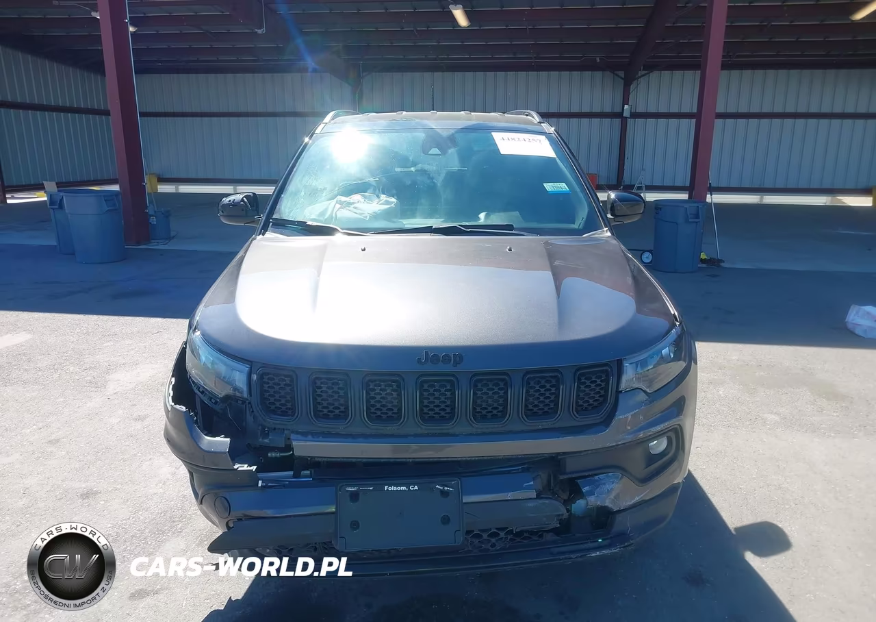 2023 Jeep Compass Altitude 4X4 VIN:3C4NJDBN3PT566332 - 13