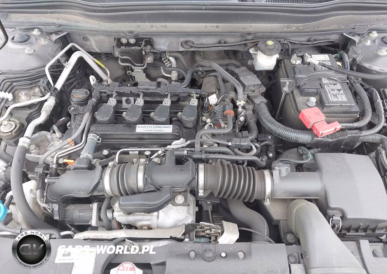 2018 Honda Accord Sport VIN:1HGCV1F32JA243926 - 10
