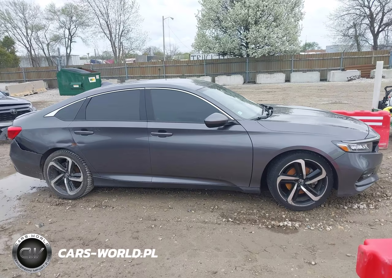 2018 Honda Accord Sport VIN:1HGCV1F32JA243926 - 13