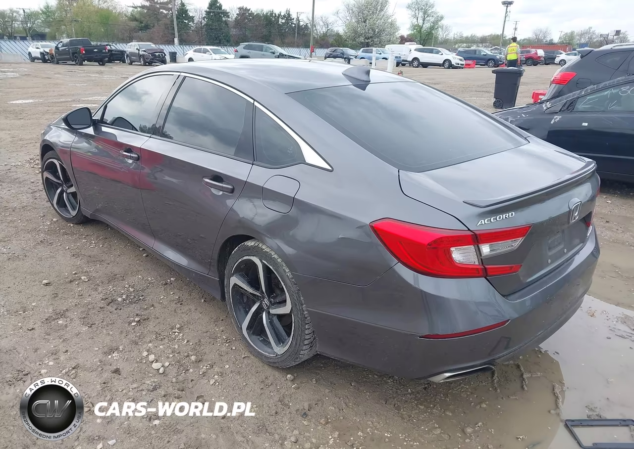 2018 Honda Accord Sport VIN:1HGCV1F32JA243926 - 3