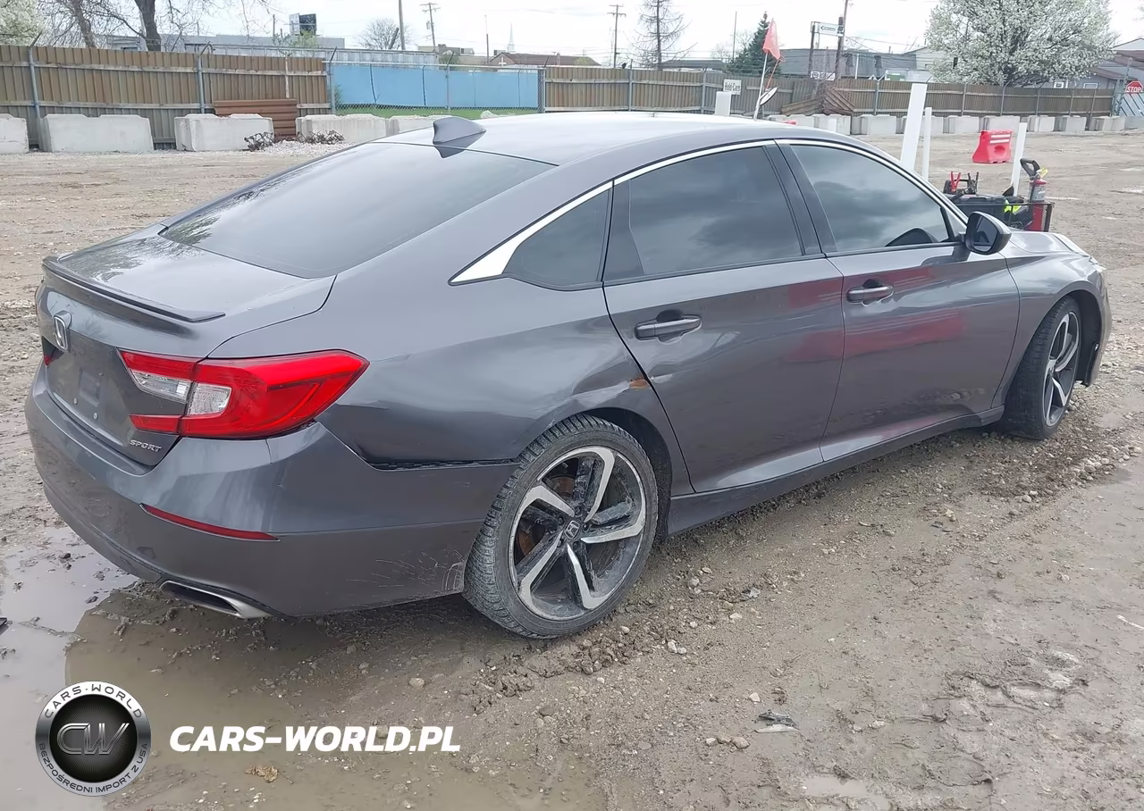 2018 Honda Accord Sport VIN:1HGCV1F32JA243926 - 4