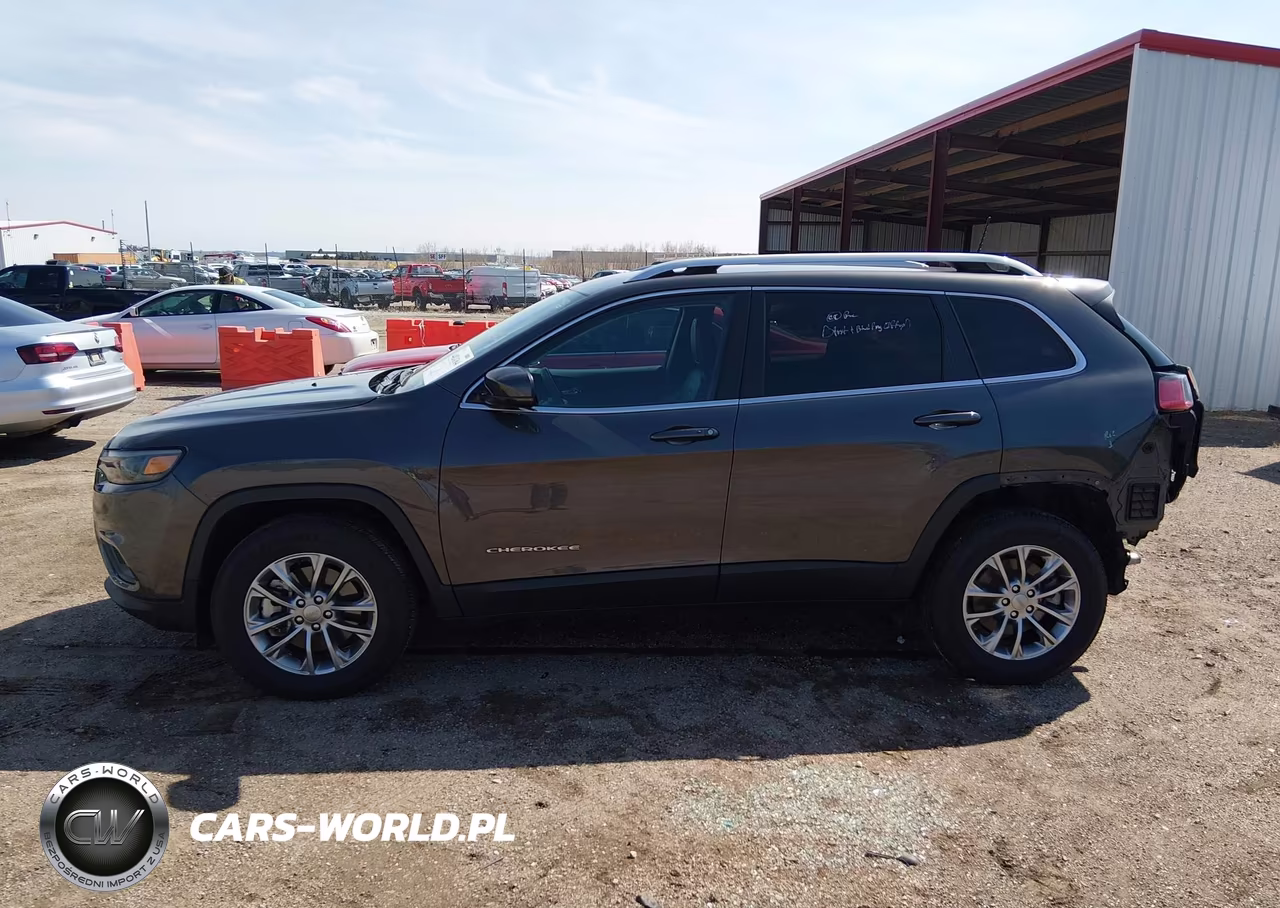 2021 Jeep Cherokee Latitude Lux 4X4 VIN:1C4PJMMX9MD111316 - 15