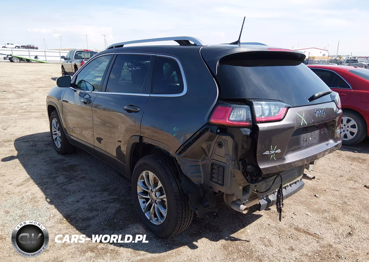 2021 Jeep Cherokee Latitude Lux 4X4 VIN:1C4PJMMX9MD111316 - 3