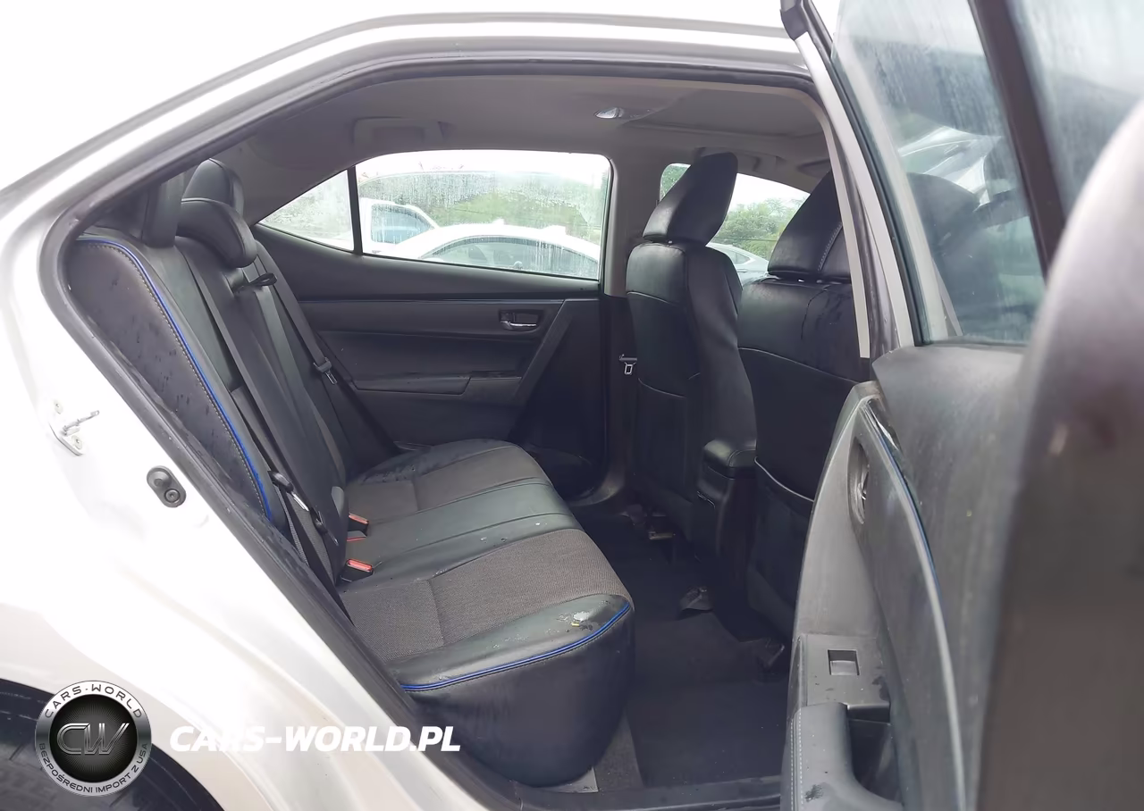 2017 Toyota Corolla Se Special Edition VIN:5YFBURHE4HP611815 - 8