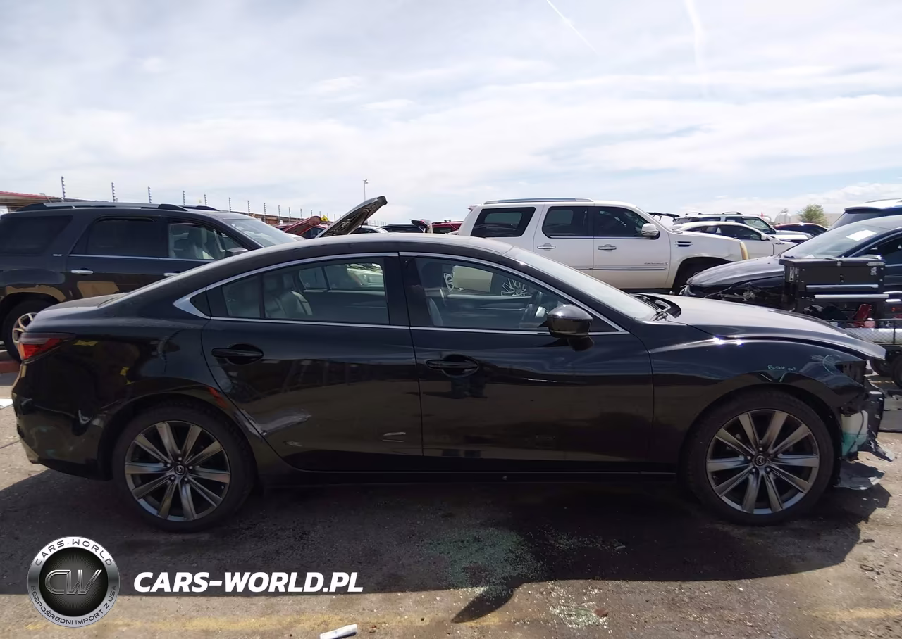 2018 Mazda Mazda6 Touring VIN:JM1GL1VM4J1331960 - 14