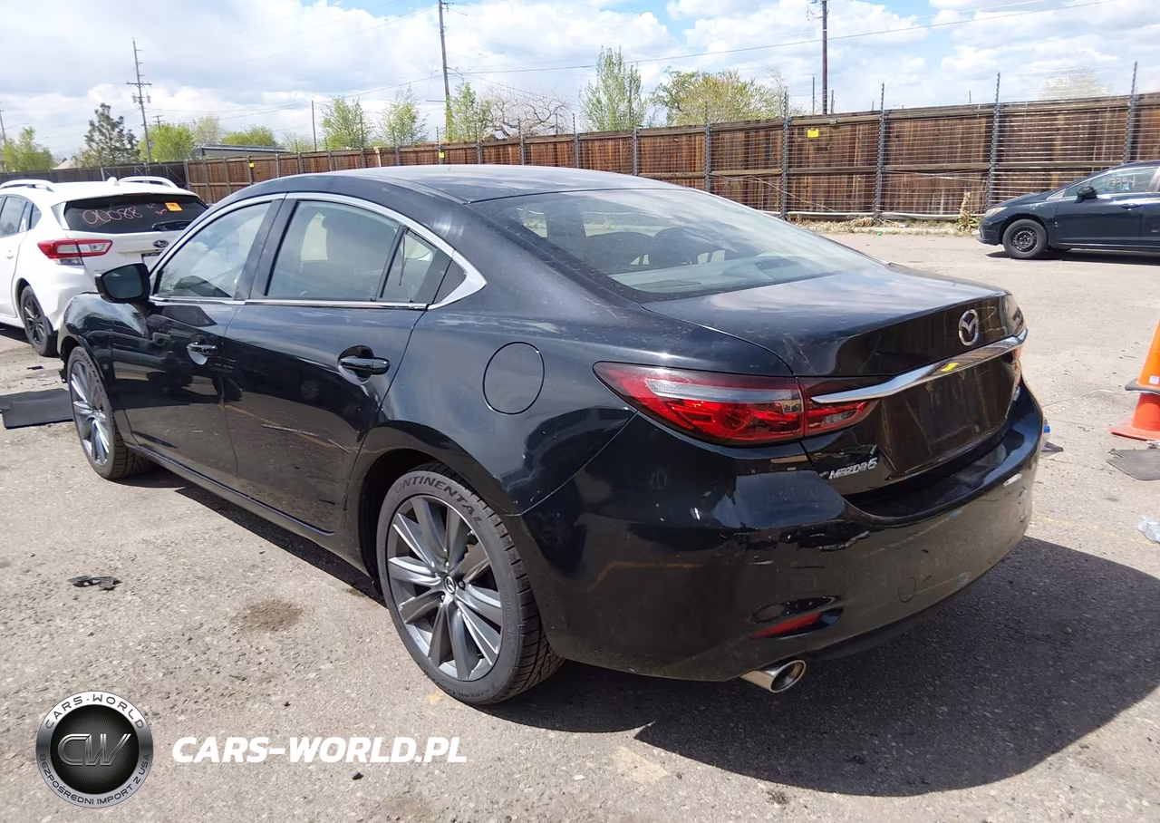 2018 Mazda Mazda6 Touring VIN:JM1GL1VM4J1331960 - 3