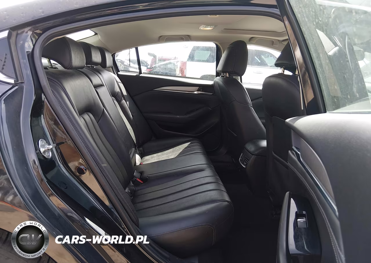2018 Mazda Mazda6 Touring VIN:JM1GL1VM4J1331960 - 8