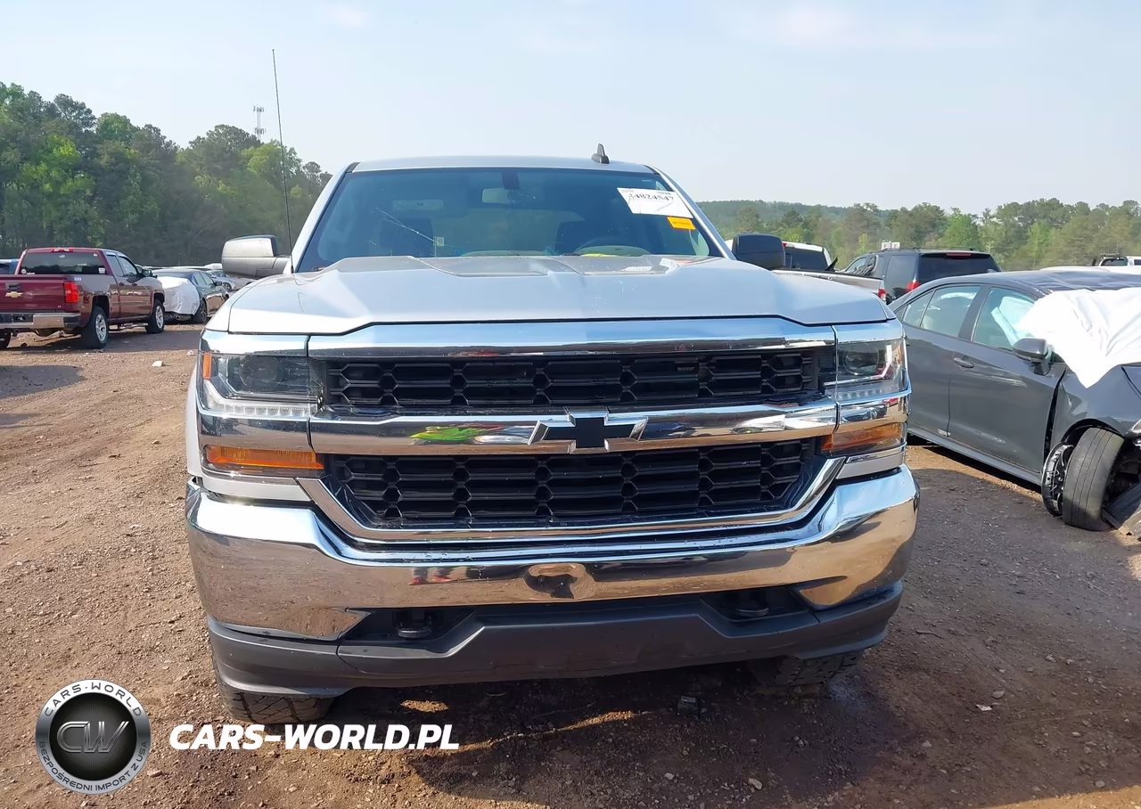2018 Chevrolet Silverado 1500 1Lt VIN:3GCUKREC0JG473378 - 12