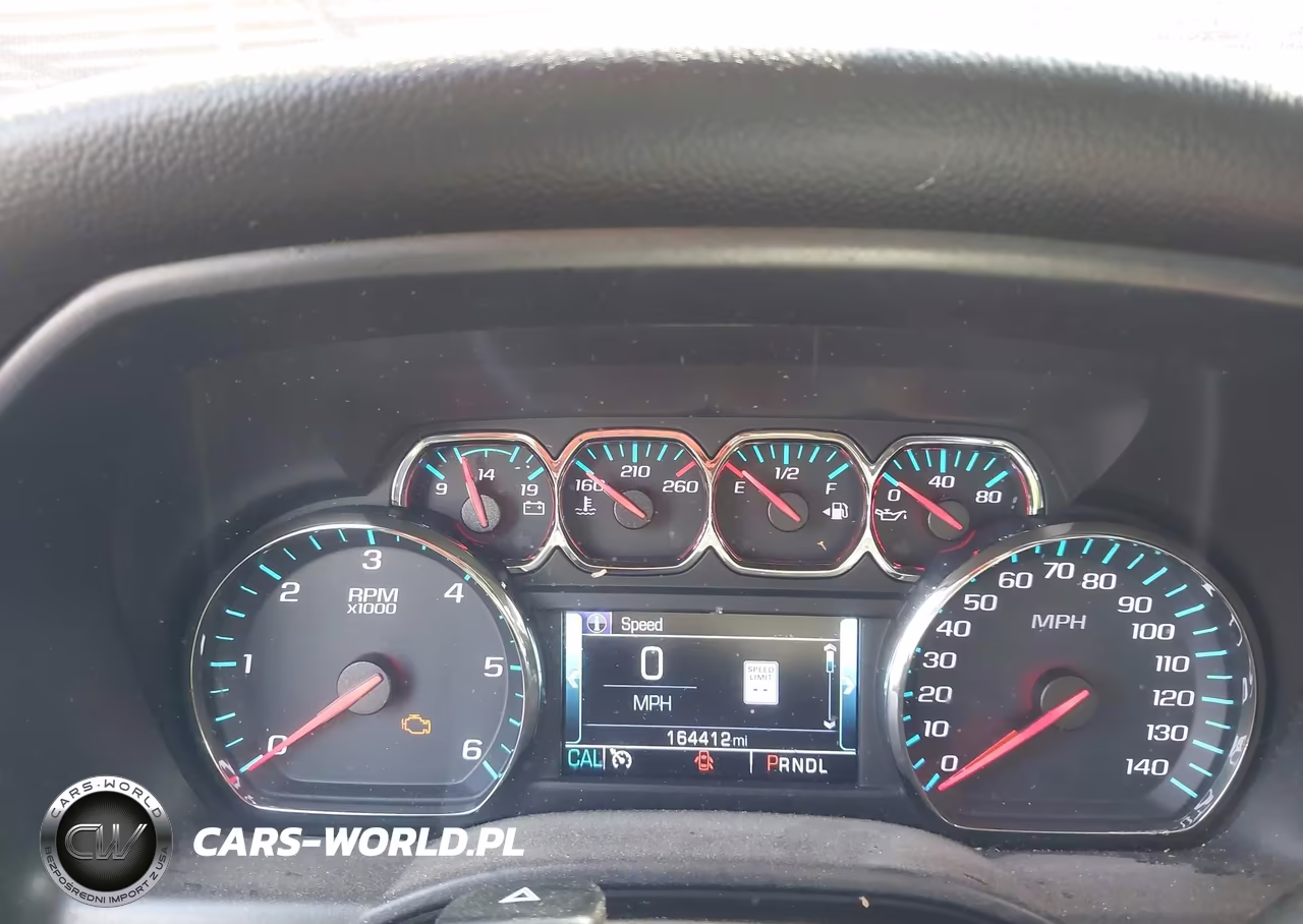 2018 Chevrolet Silverado 1500 1Lt VIN:3GCUKREC0JG473378 - 7