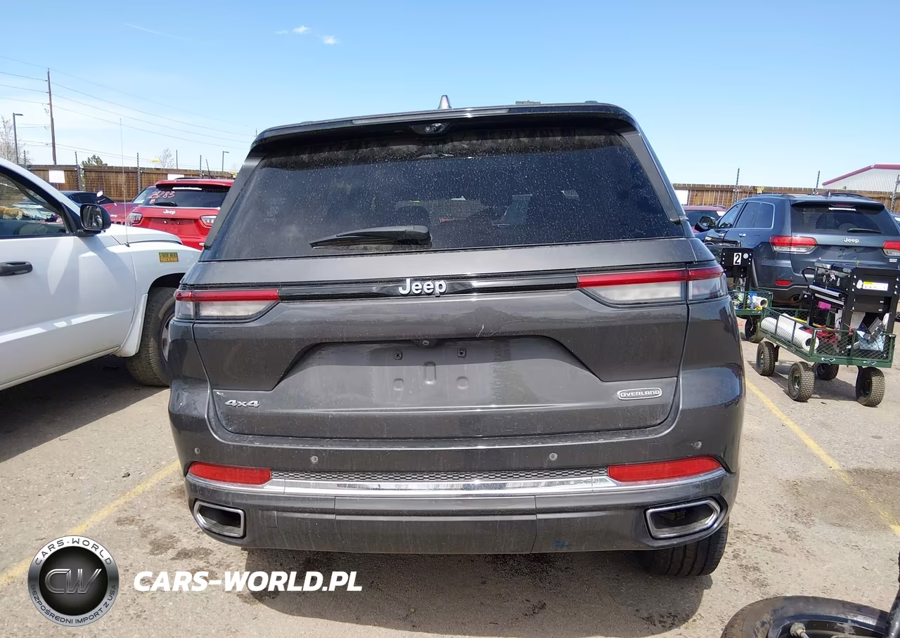 2022 Jeep Grand Cherokee Overland 4X4 VIN:1C4RJHDG9N8589939 - 16