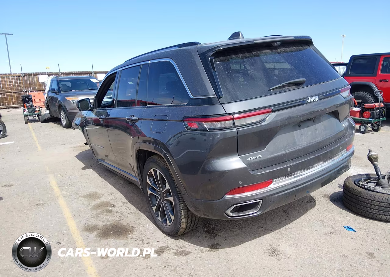 2022 Jeep Grand Cherokee Overland 4X4 VIN:1C4RJHDG9N8589939 - 3