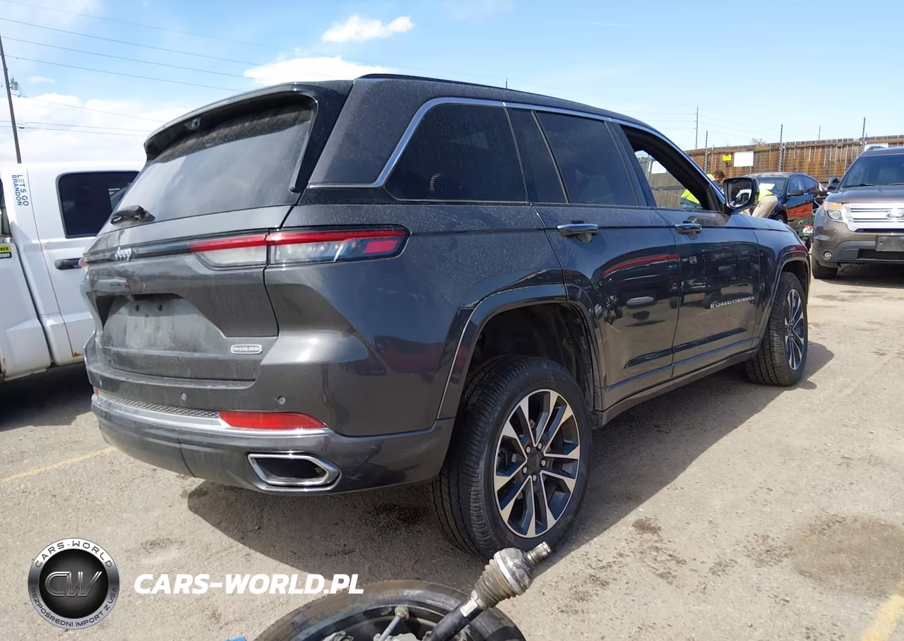2022 Jeep Grand Cherokee Overland 4X4 VIN:1C4RJHDG9N8589939 - 4