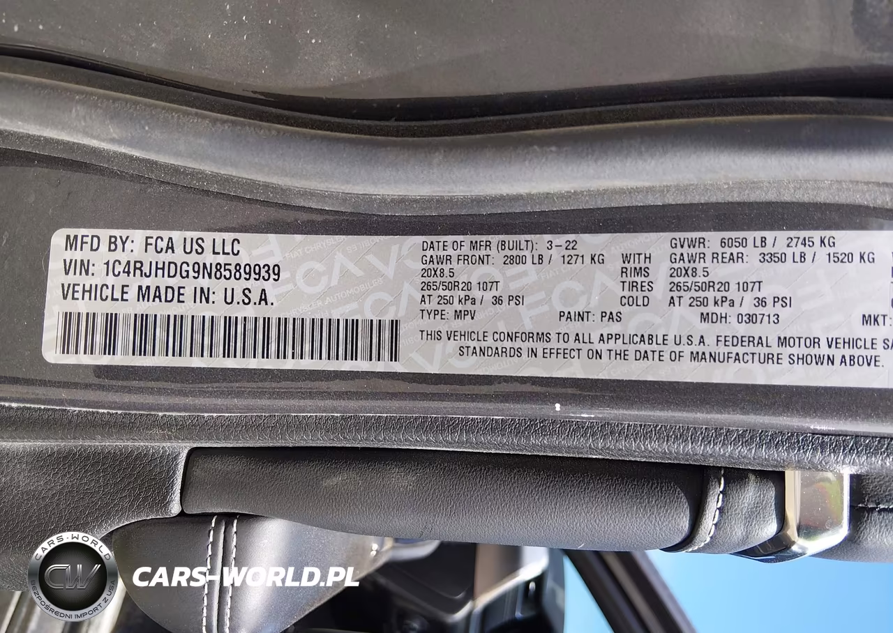 2022 Jeep Grand Cherokee Overland 4X4 VIN:1C4RJHDG9N8589939 - 9