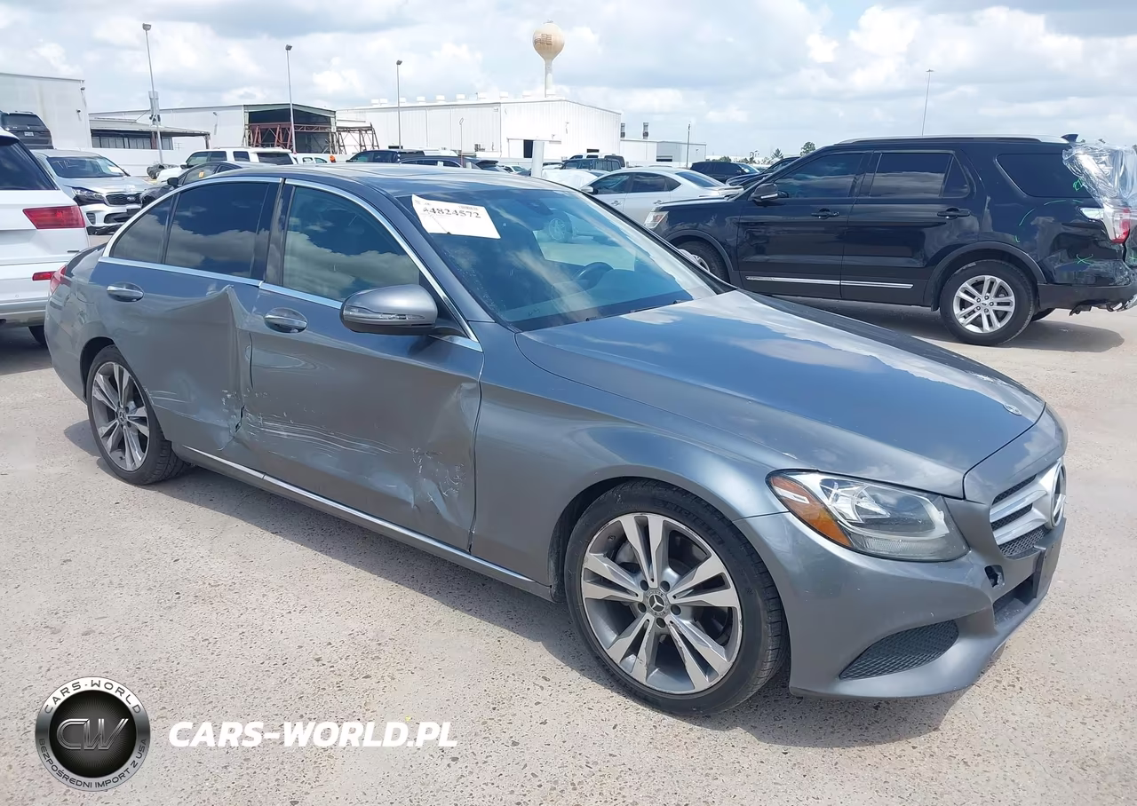 2018 Mercedes-Benz C 300 – zdjęcie 1 z 16