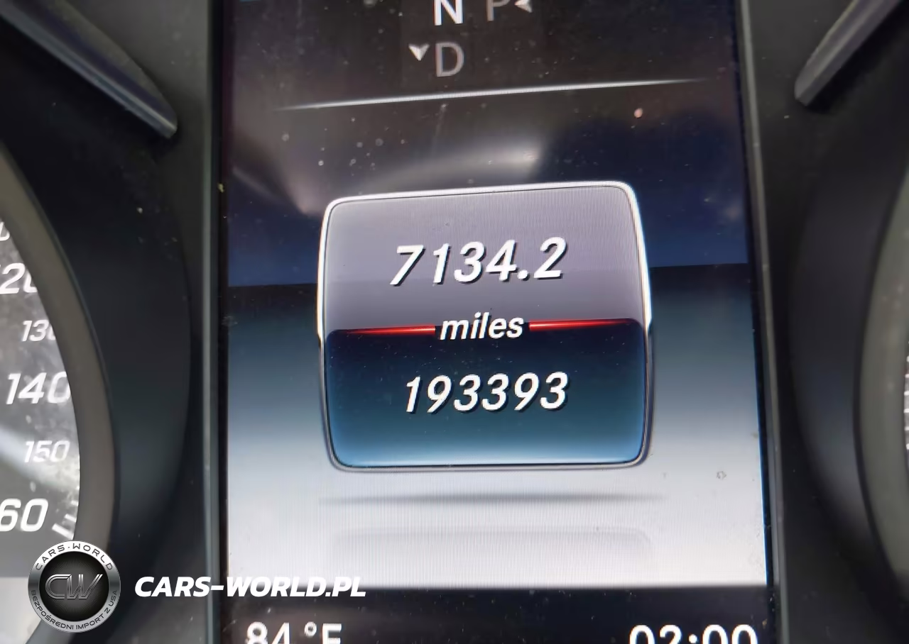 2018 Mercedes-Benz C 300 VIN:55SWF4JB9JU269647 - 15