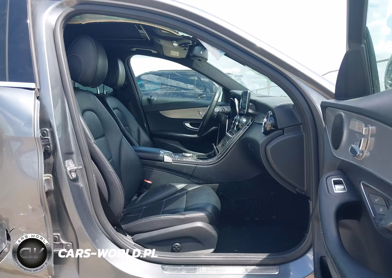 2018 Mercedes-Benz C 300 VIN:55SWF4JB9JU269647 - 5