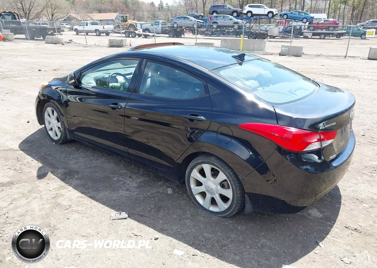 2013 Hyundai Elantra Limited VIN:KMHDH4AE1DU669562 - 3