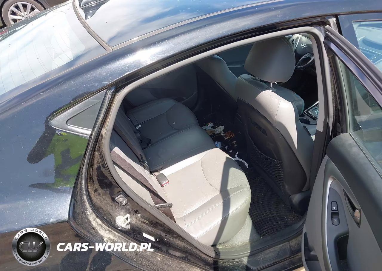 2013 Hyundai Elantra Limited VIN:KMHDH4AE1DU669562 - 8