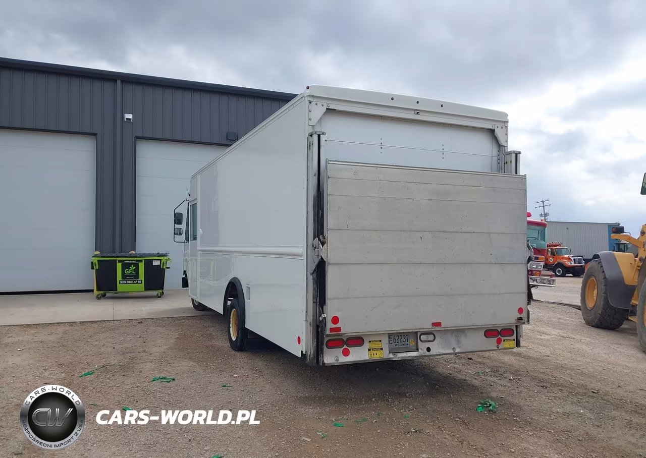 2014 Ford E-450 Stripped VIN:1FC3E4KLXEDA88147 - 3